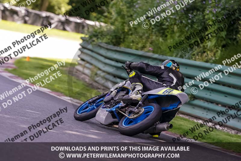 cadwell no limits trackday;cadwell park;cadwell park photographs;cadwell trackday photographs;enduro digital images;event digital images;eventdigitalimages;no limits trackdays;peter wileman photography;racing digital images;trackday digital images;trackday photos